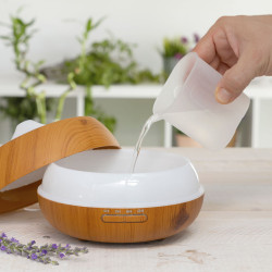 Humidificador Difusor de Aromas con LED Multicolor Wooden-Effect Innov