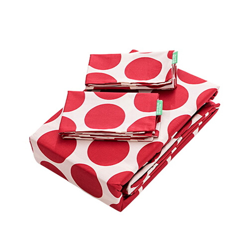 Juego de Sábanas Benetton Rojo Topos 4 Piezas Juego de Sábanas Benetton Rojo Topos 4 Piezas