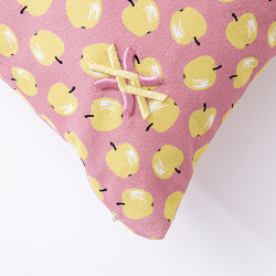 Cojín Benetton Amarillo Rosa Manzana 40 x 40 cm Cuadrado