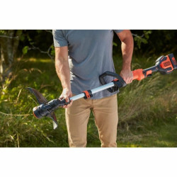 Recortadora Eléctrica Black & Decker PowerCommand Pivotant BCSTE636L1