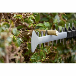 Cortasetos BOSCH 06008C9500 18 V