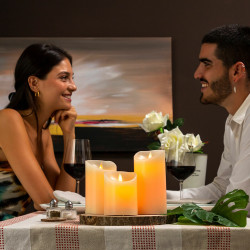 Velas LED Multicolor Efecto Llama con Mando Lendles InnovaGoods 3 Unid