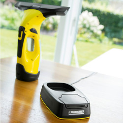 Set de cargador y baterías recargables Kärcher 2.633-116.0 230 V