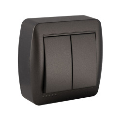Interruptor Doble Conmutado Solera Mural 7,4 x 7,2 x 2,8 cm 250 V 10 A